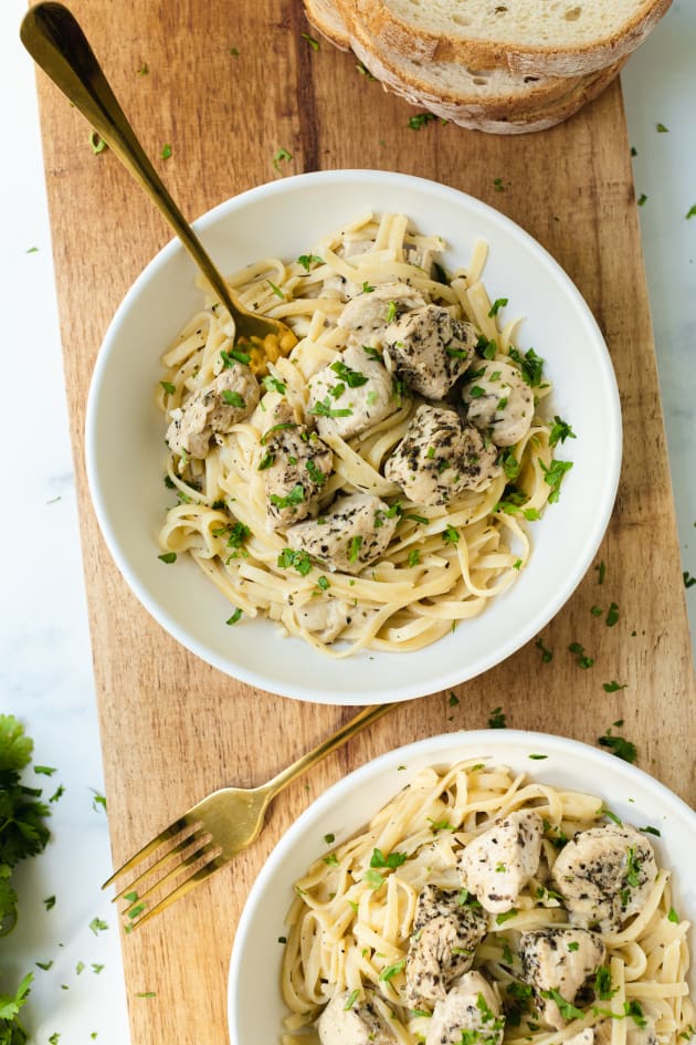 creamy chicken linguine — cozy, flavor packed pasta dinner