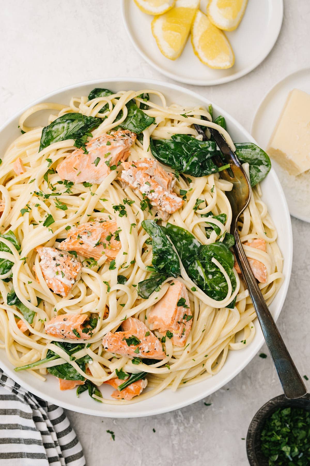 creamy salmon spinach pasta — garlic, lemon & white wine sauce dinner