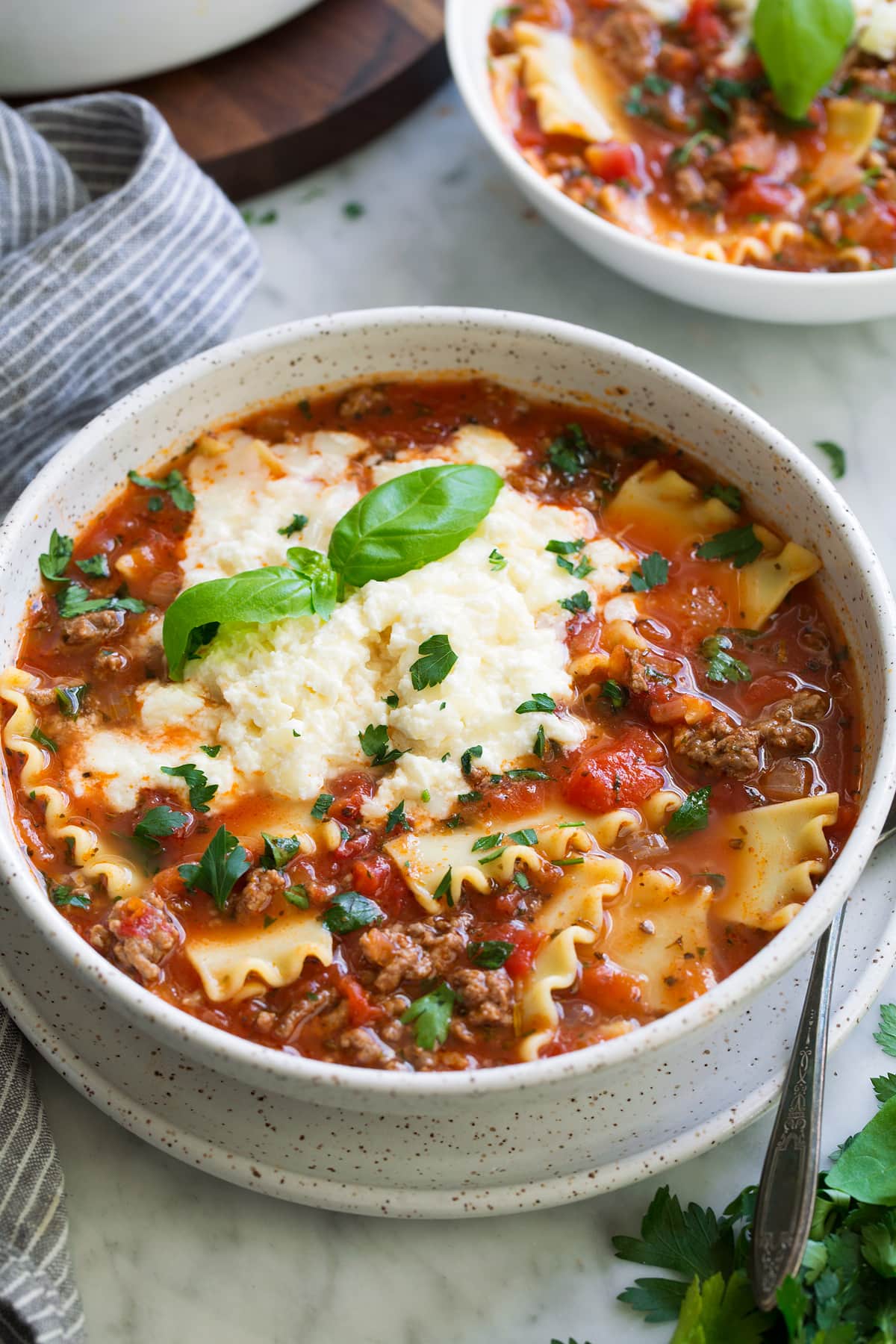 lasagna soup with hamburger — cozy, cheesy & weeknight comfort