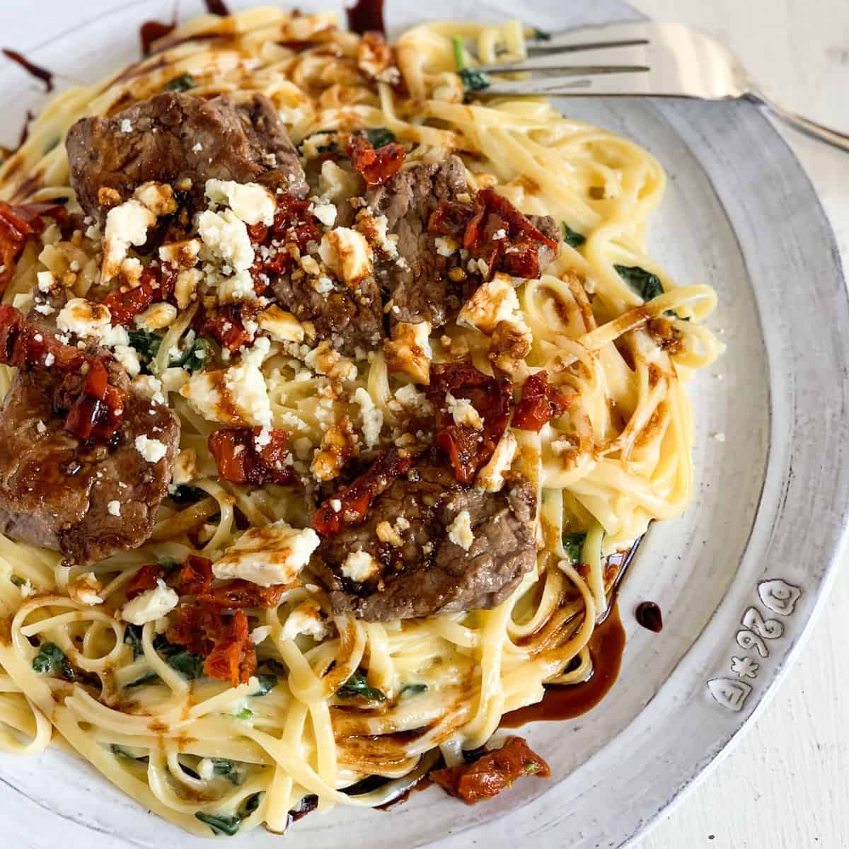 steak gorgonzola alfredo — creamy, savory & decadent pasta feast