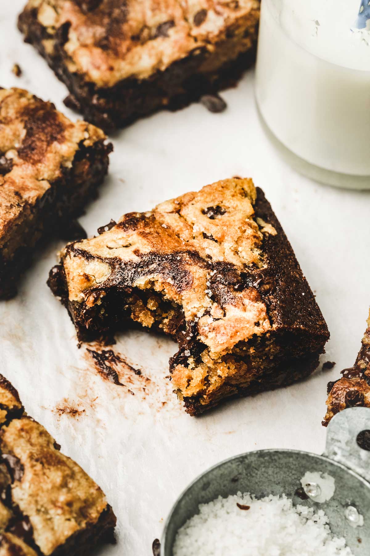 the best fudgy chewy brookies — ultimate cookie brownie mashup