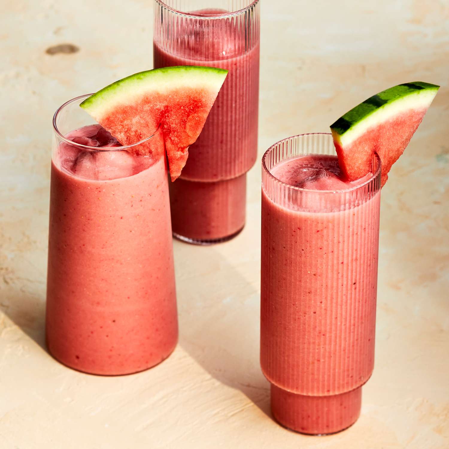 watermelon smoothie — ultra hydrating & refreshingly simple