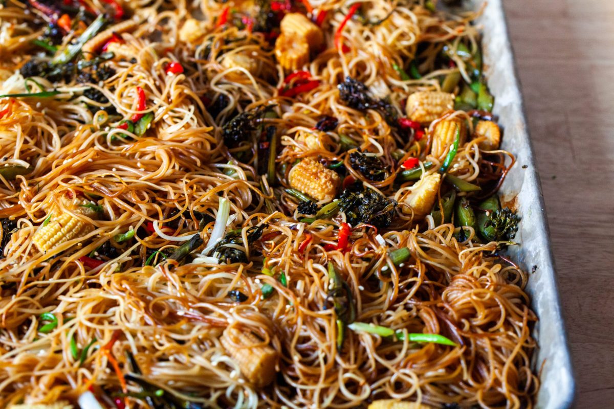 crispy udon noodle salad — crunchy udon with sesame ginger dressing