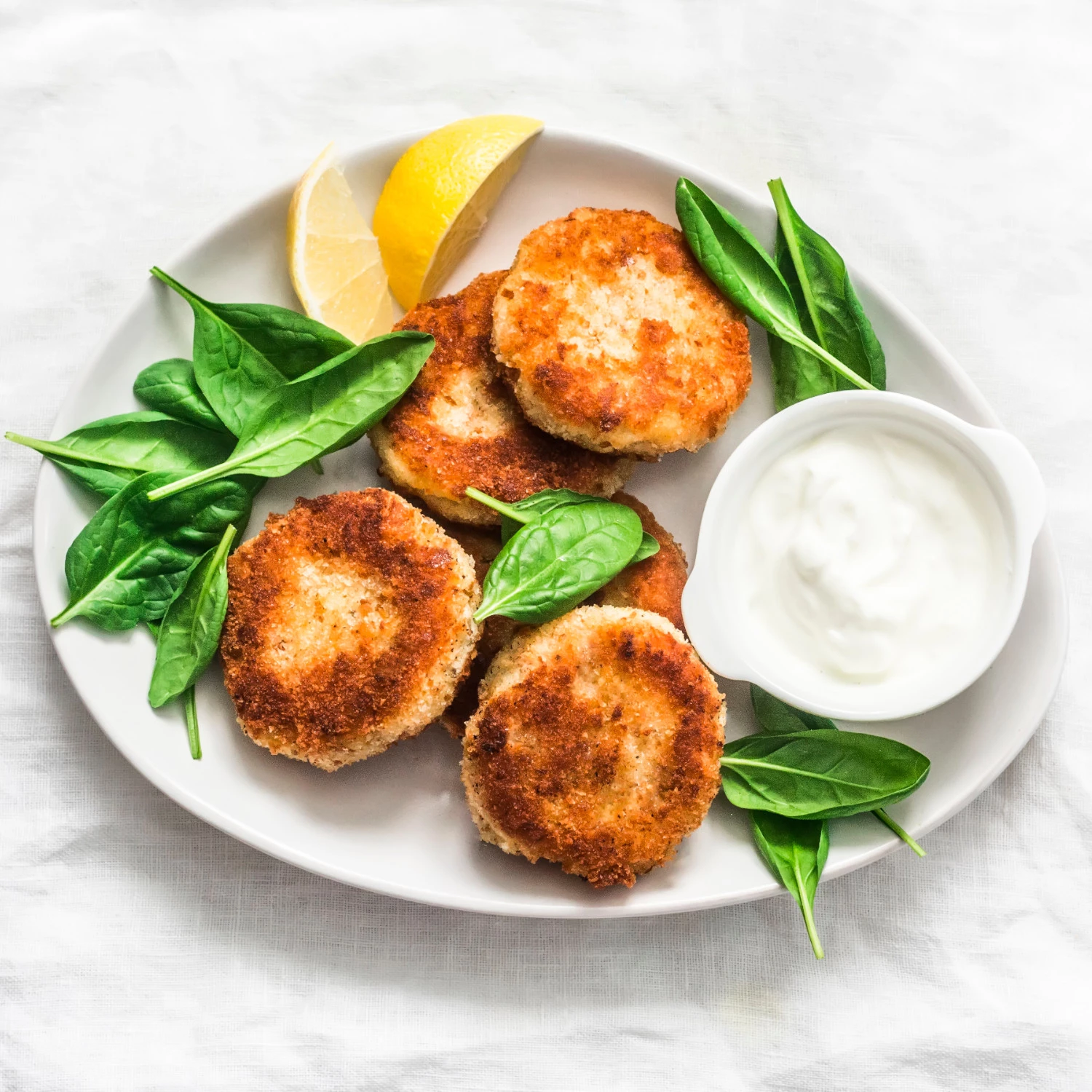 croquettes de saumon & sauce à l’aneth — croustillantes, saveur fraîche