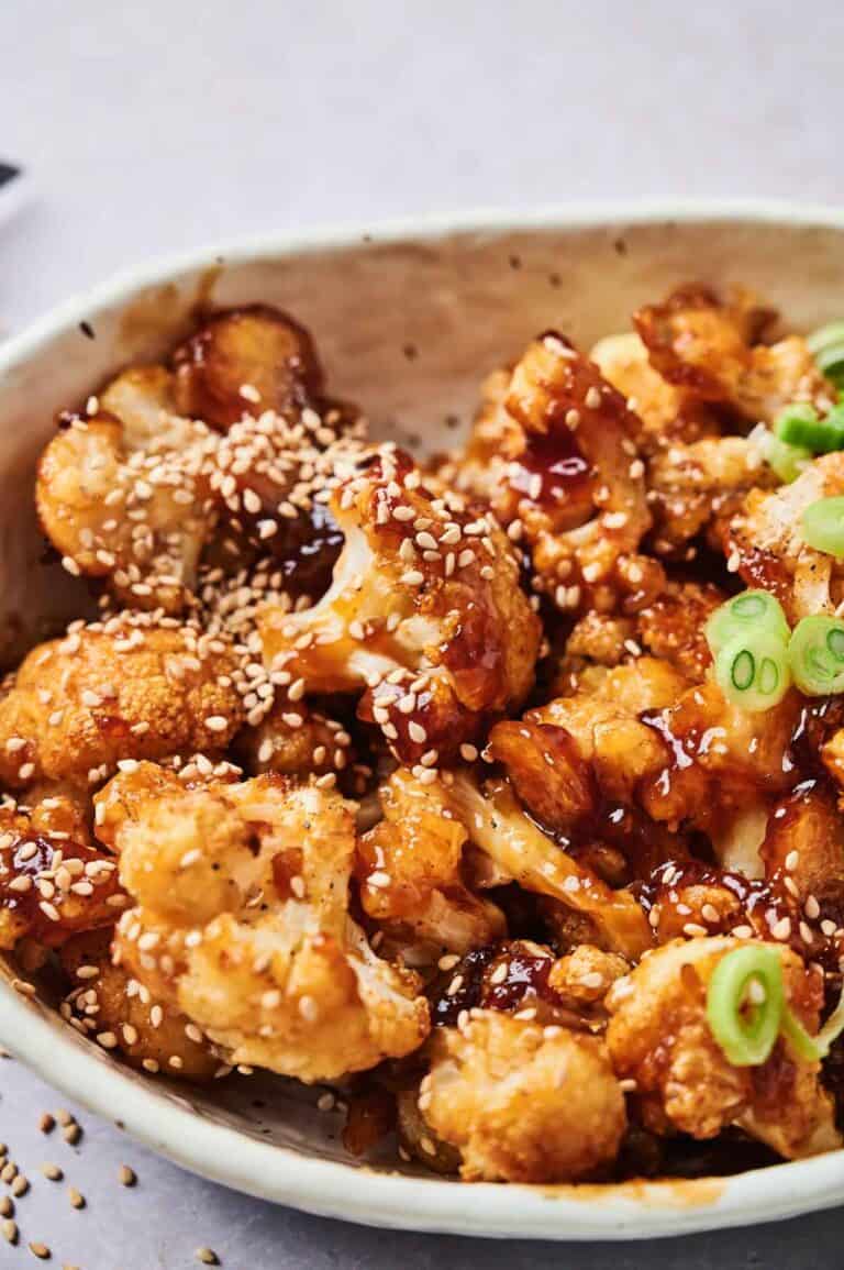 sesame garlic air fryer cauliflower bites — crunchy, flavor packed & vegan friendly